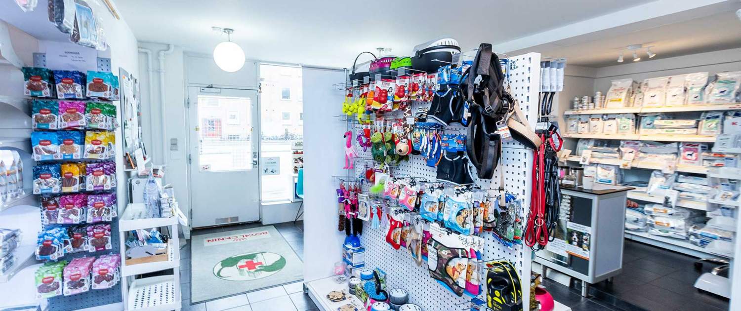 9R2A8269 Ting til dyr i en butik